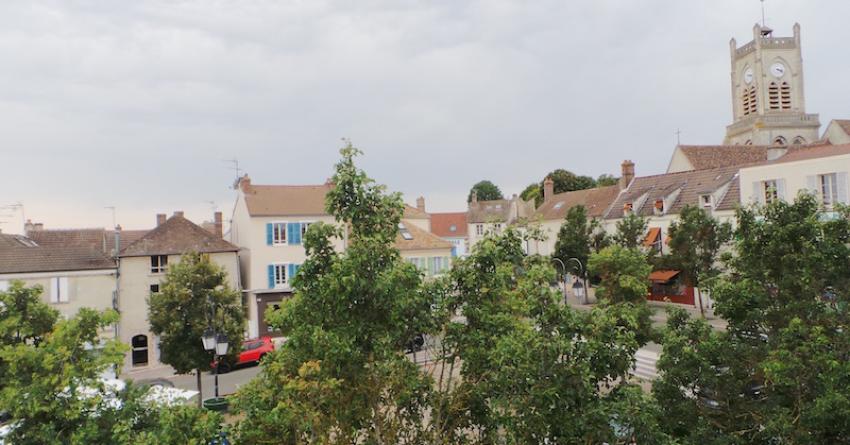 Triplex lumineux Neauphle le Château vue du séjour